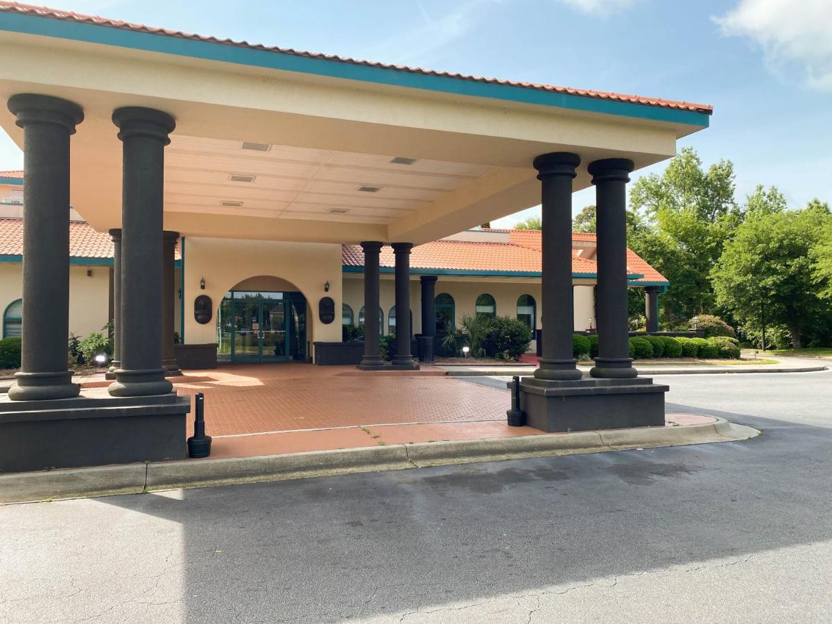 Motel 6 Savannah Ga Gateway & I95 Exteriér fotografie
